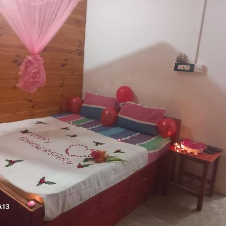 Walkers Hostel Trincomalee Exterior foto