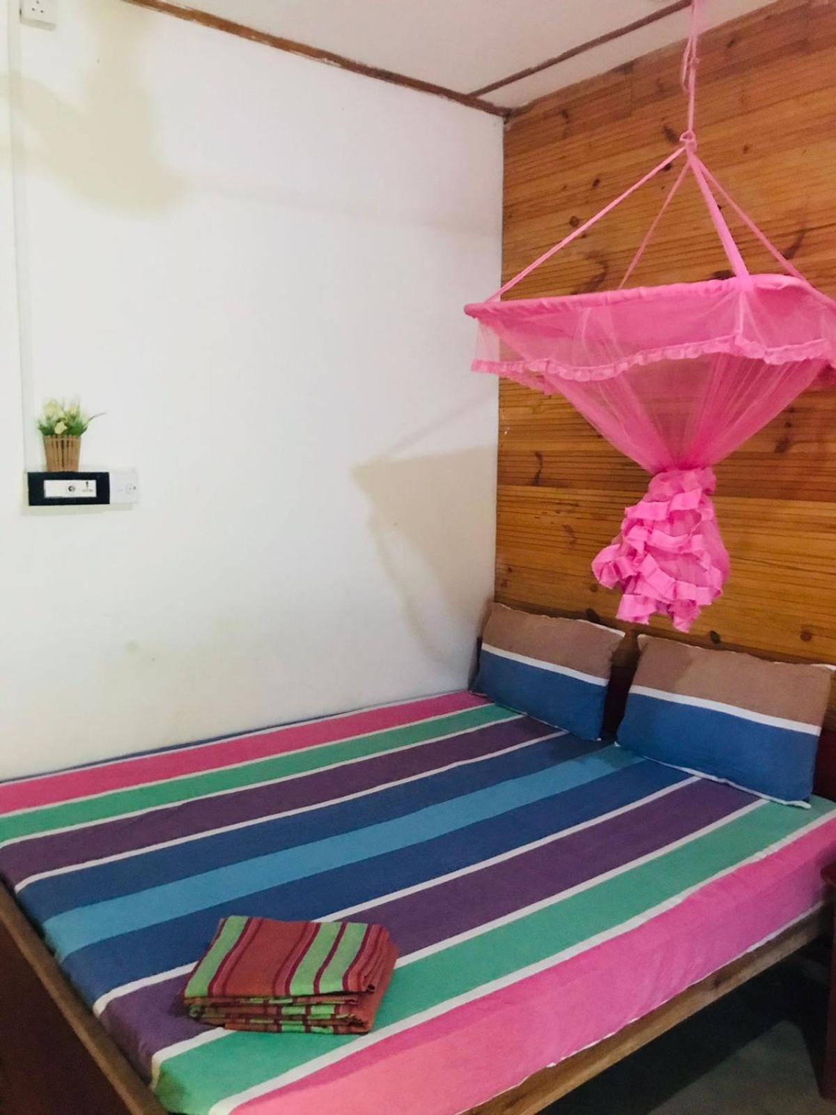 Walkers Hostel Trincomalee Exterior foto